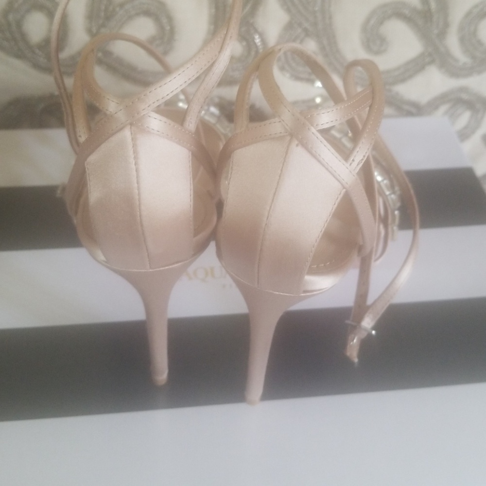 Shoes - Picture 5 of 7